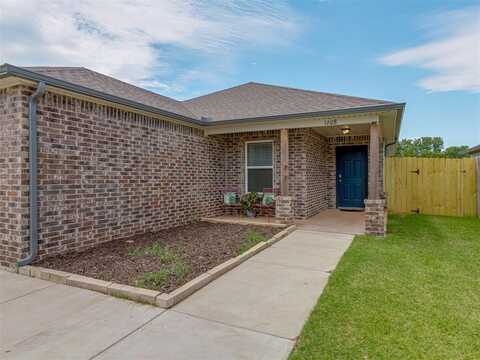 1608 Chuck Wagon Drive, El Reno, OK 73036