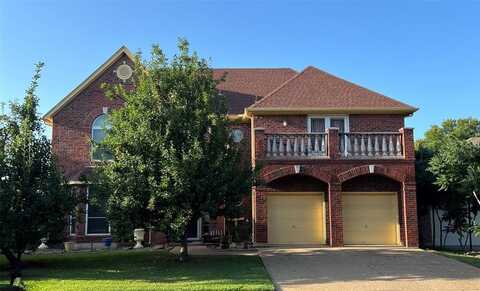 2705 Redstone Drive, Arlington, TX 76001