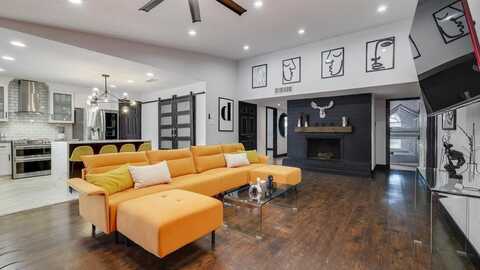 1825 Arundel Drive, Carrollton, TX 75007