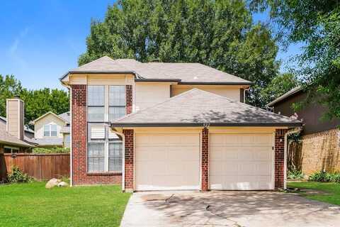 922 Ramblewood Drive, Lewisville, TX 75067
