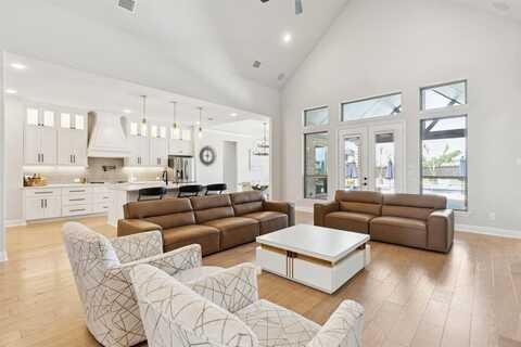 508 Lyon Crest Drive, Shady Shores, TX 76208