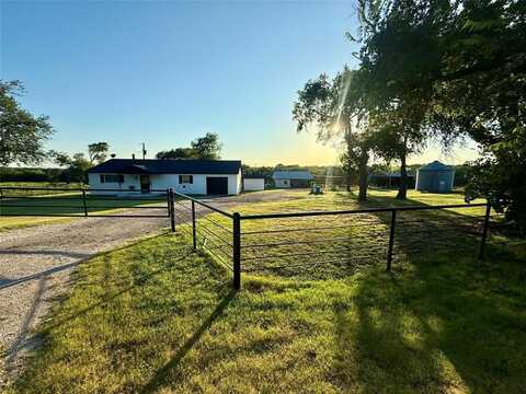 1821 Old Decatur Road, Decatur, TX 76234