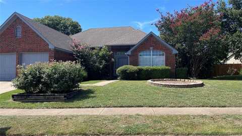 320 Pebblebrook Lane, Glenn Heights, TX 75154