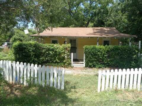 951 S Trade Days Boulevard, Canton, TX 75103