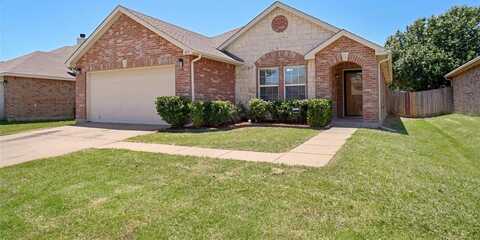 813 Crystal Drive, Burleson, TX 76028