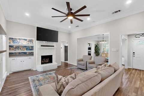 4202 Meadow Ridge Drive, Carrollton, TX 75010