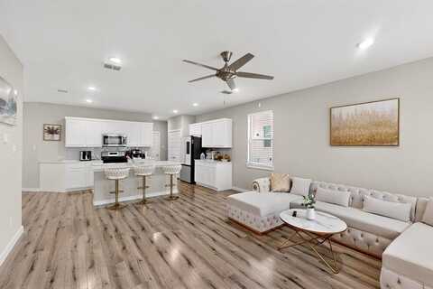 103 Golden Harvest Drive, Princeton, TX 75071