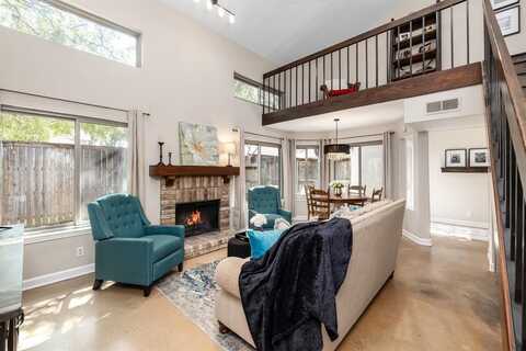 18040 Midway Road, Dallas, TX 75287