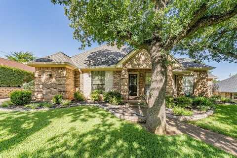 3125 Woodridge Drive, Hurst, TX 76054