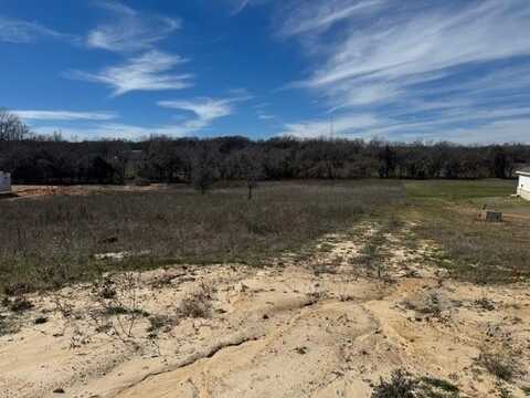 1061 Gonzollas Road, Springtown, TX 76082