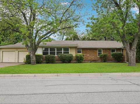 3817 Trail Lake Drive, Fort Worth, TX 76109