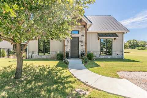 7261 FM 1655, Forestburg, TX 76225