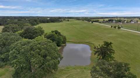 8244 S FM 148, Scurry, TX 75158