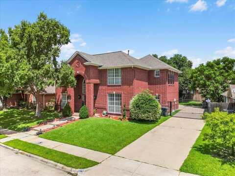3163 Waterside Drive, Arlington, TX 76012