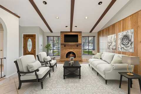 516 Granada Drive, Garland, TX 75043