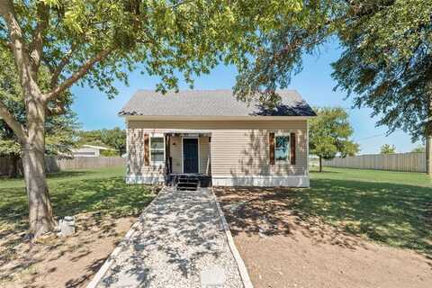 104 College Street, Royse City, TX 75189