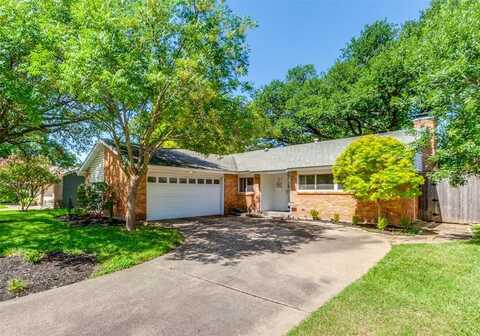 8621 Grenadier Drive, Dallas, TX 75238