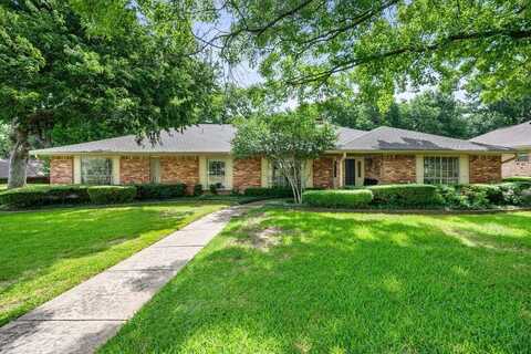 1101 Greenbriar Lane, Arlington, TX 76013