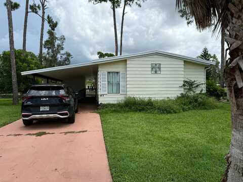 19348 GREEN VALLEY CT, North Fort Myers, FL 33903