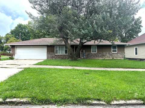 327 Walnut Street, Chillicothe, MO 64601