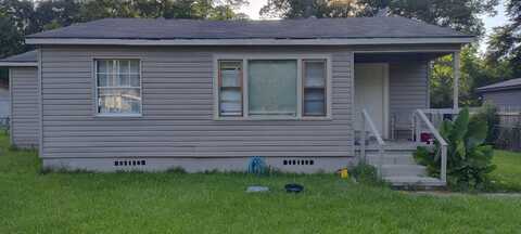 208 Massee Dr, Dothan, AL 36301