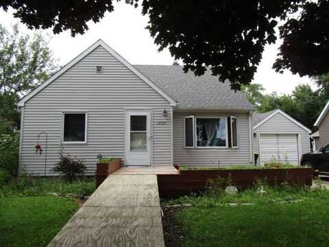 1007 5th Ave, Mountain Lake, MN 56159