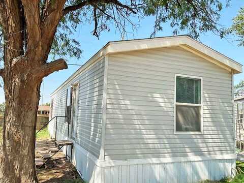 7331 4th St., Lubbock, TX 79416
