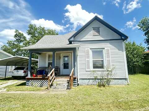 511 Ellis Street, Webb City, MO 64870
