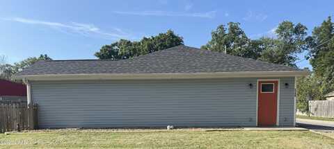 112 E 11th Apt A Street, Carthage, MO 64836