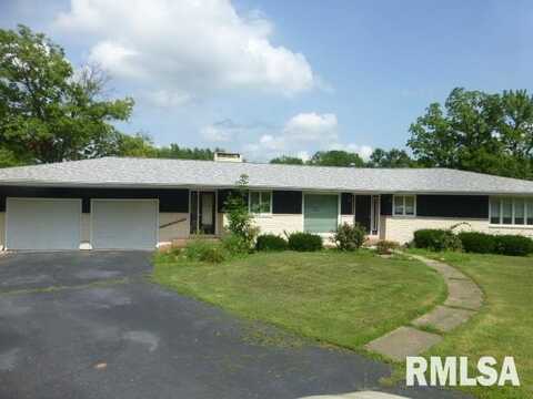 8 Mara Lane, Taylorville, IL 62568