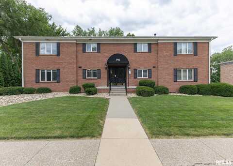 3702 37TH Avenue, Moline, IL 61265