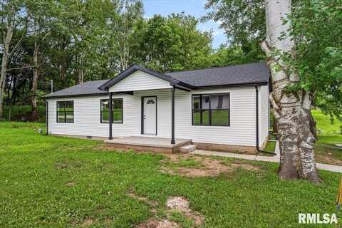 219 N COOK Street, Edinburg, IL 62531