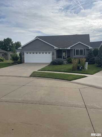 618 SHERIDAN Drive, Eldridge, IA 52748