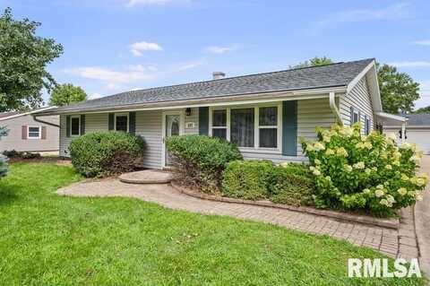 207 E 2ND Street, Coal Valley, IL 61240