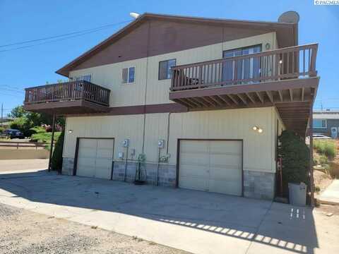 330 And 332 Columbia Ave, Sunnyside, WA 98944