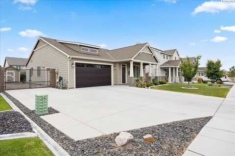 8906 Landon Ct, Pasco, WA 99301