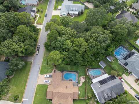 306 Swift Creek Rd, Cantonment, FL 32533