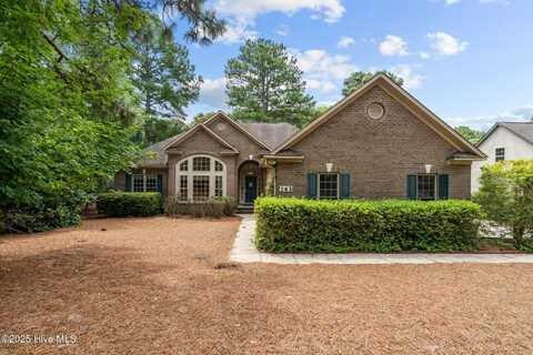 143 Longleaf Drive, West End, NC 27376
