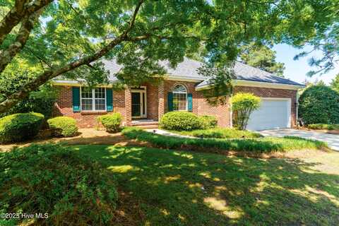 725 Monticello Drive, Pinehurst, NC 28374