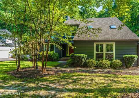 145 Sandhurst Place, Southern Pines, NC 28387