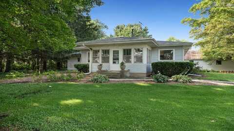 9466 W Pines, POLO, IL 61064