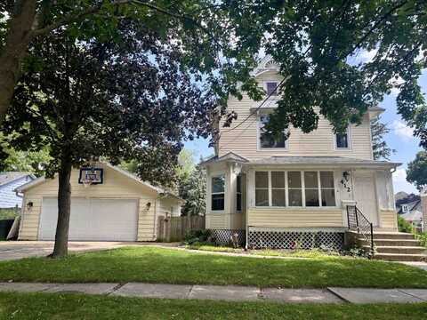 412 W Madison, BELVIDERE, IL 61008