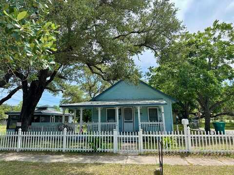 539 Goodnight, Aransas Pass, TX 78336