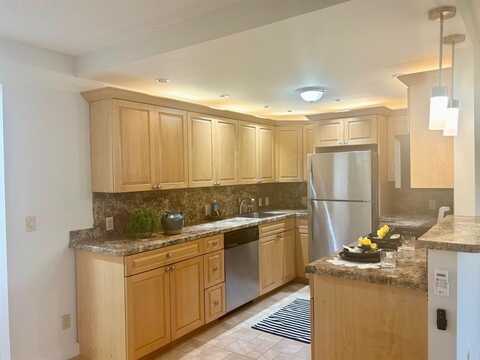 135 Mansfield D, Boca Raton, FL 33434