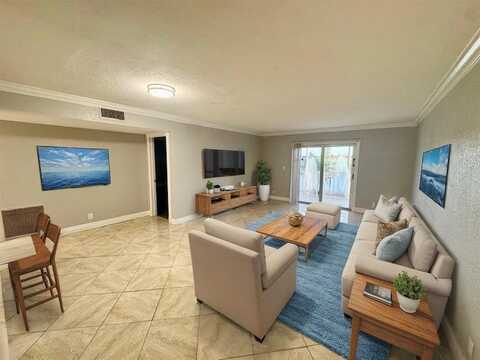 5881 NW 16th Pl, Sunrise, FL 33313