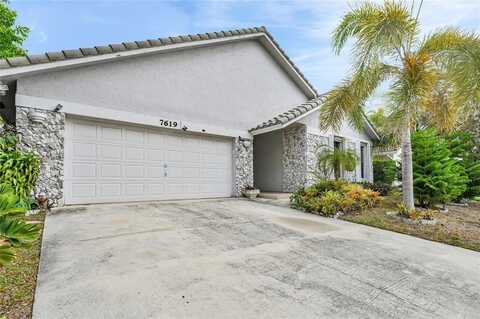 7619 Silver Woods Ct, Boca Raton, FL 33433