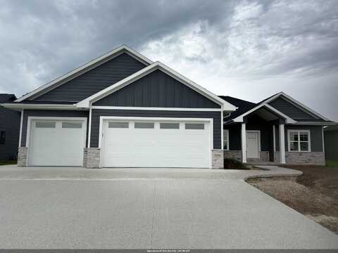 1594 PRAIRIE CLOVER Court, GREEN BAY, WI 54311
