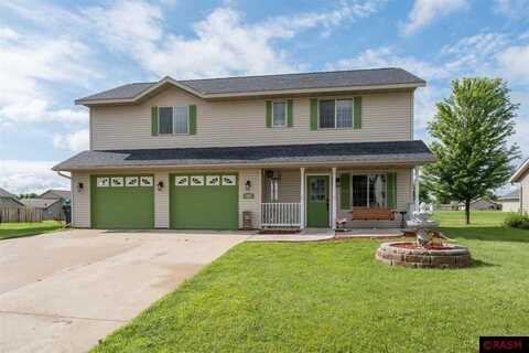 153 Savannah Court, Mankato, MN 56001