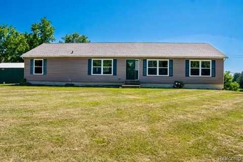 2290 Addis Road, Holly, MI 48442