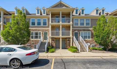 141 Evergreen Trail, Lake Orion, MI 48362